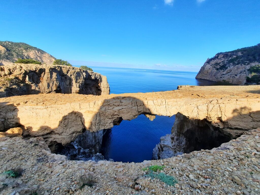 Cala d'Albarca Bridge – There & Back